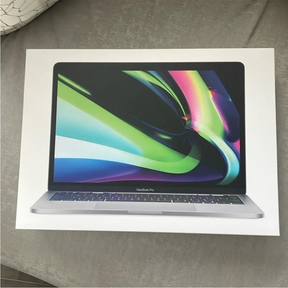 MacBook Pro 13” Box